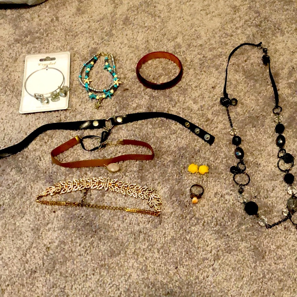 Miscellaneous jewelry